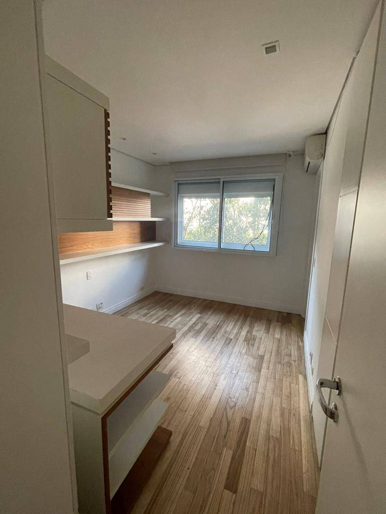 Apartamento à venda com 3 quartos, 178m² - Foto 17