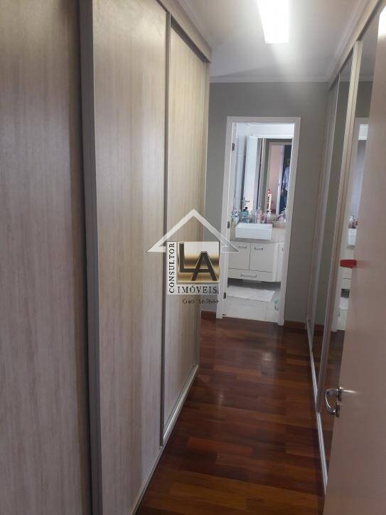 Apartamento à venda com 3 quartos, 154m² - Foto 19