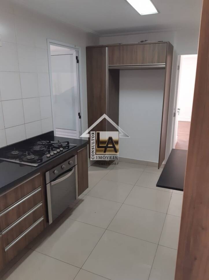 Apartamento à venda com 3 quartos, 154m² - Foto 11