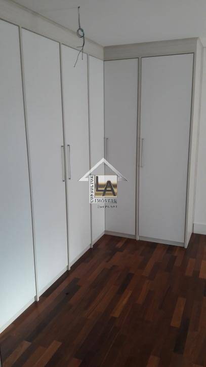 Apartamento à venda com 4 quartos, 208m² - Foto 32