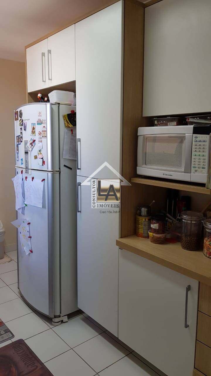 Apartamento à venda com 3 quartos, 121m² - Foto 12