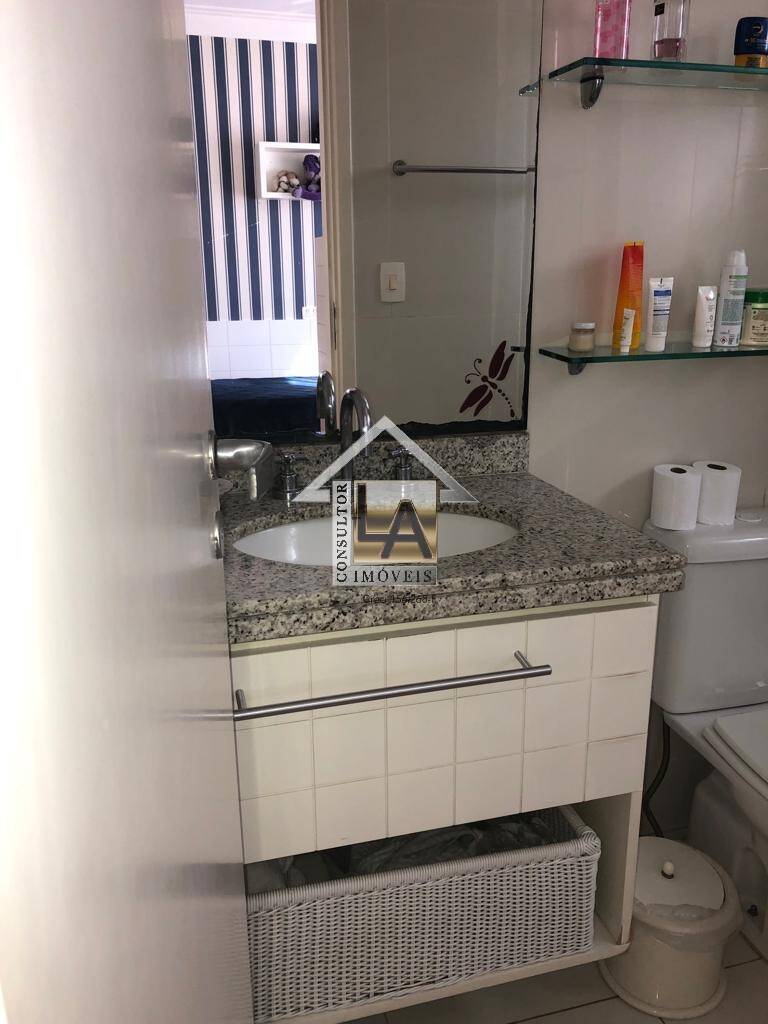 Apartamento para alugar com 3 quartos, 178m² - Foto 18