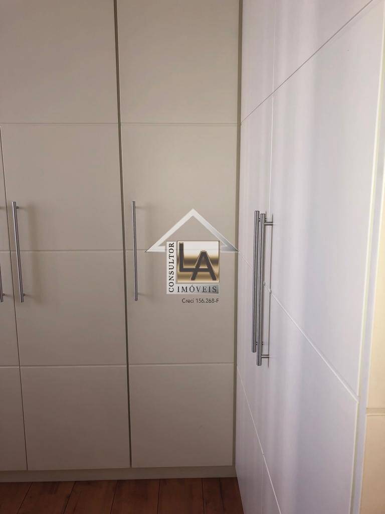 Apartamento para alugar com 3 quartos, 178m² - Foto 14