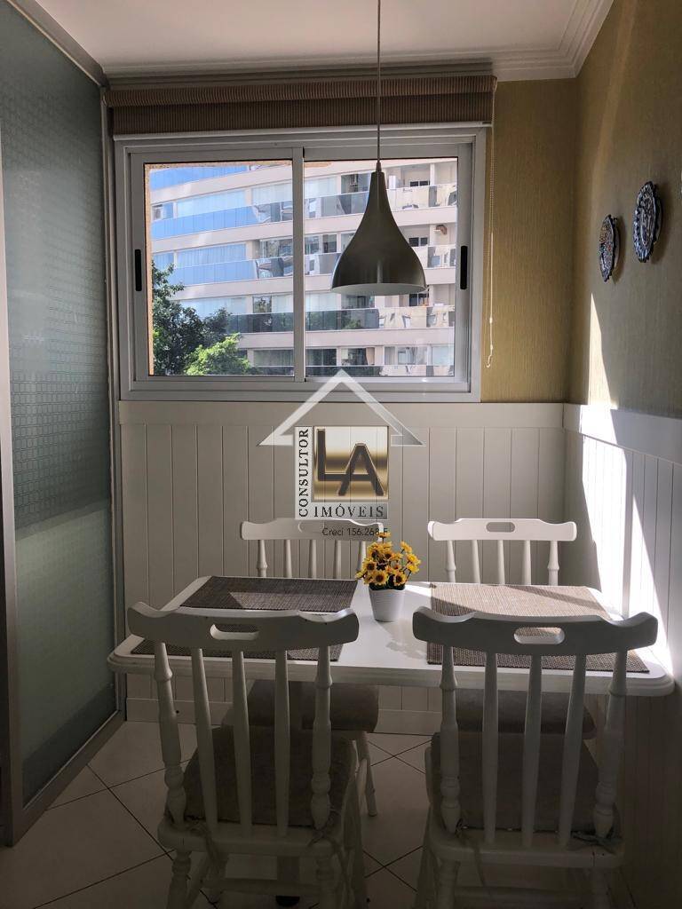 Apartamento para alugar com 3 quartos, 178m² - Foto 41