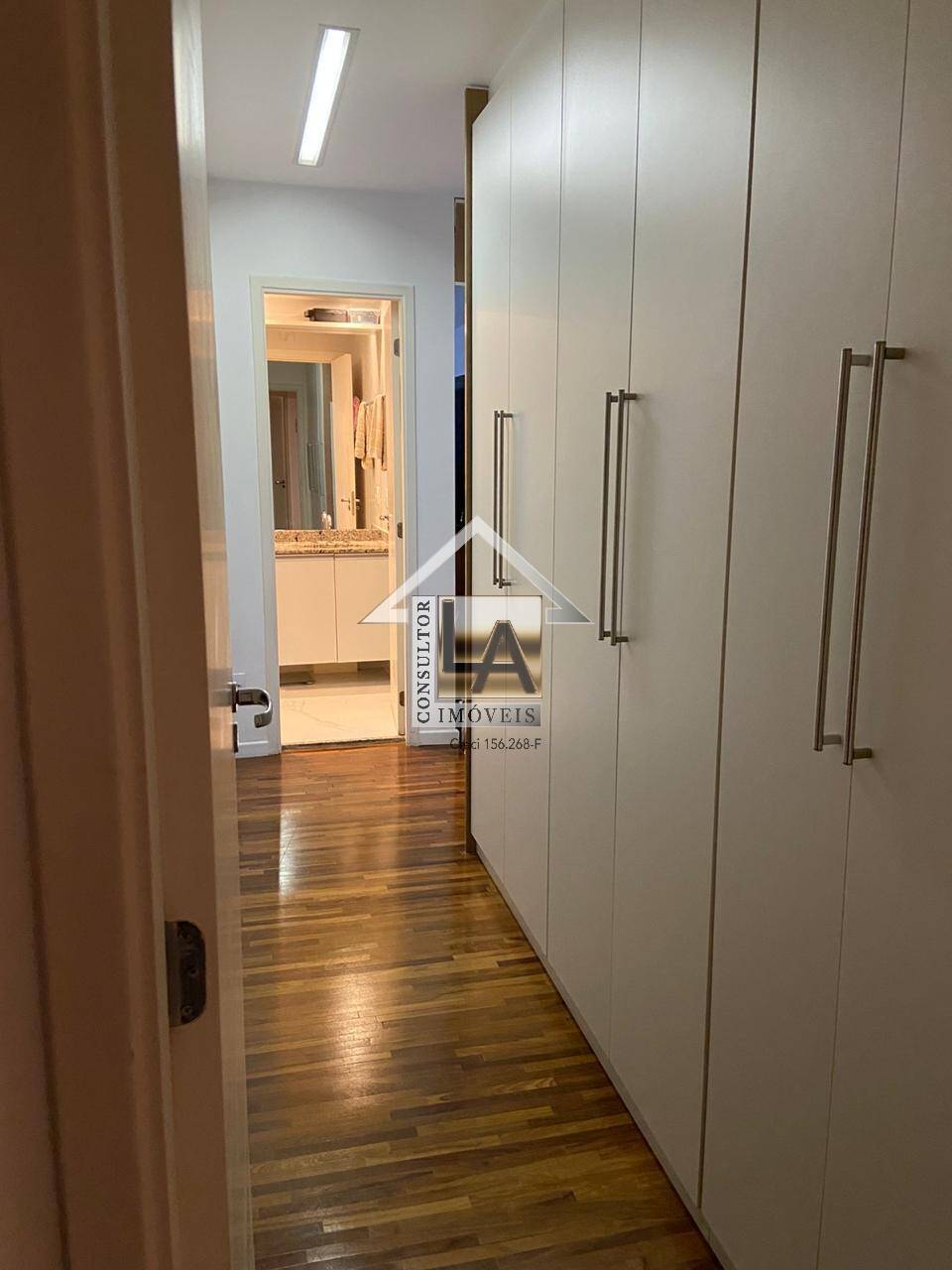 Apartamento à venda com 3 quartos, 154m² - Foto 23