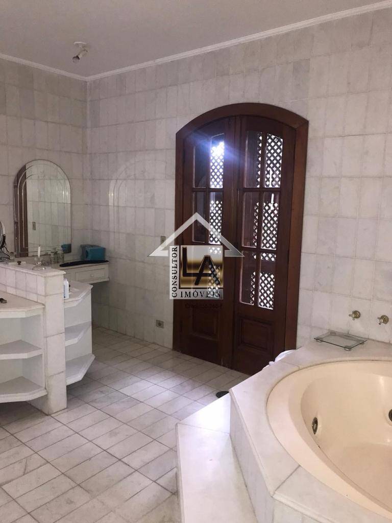 Casa à venda e aluguel com 6 quartos, 800m² - Foto 29