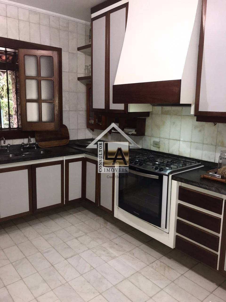 Casa à venda e aluguel com 6 quartos, 800m² - Foto 25