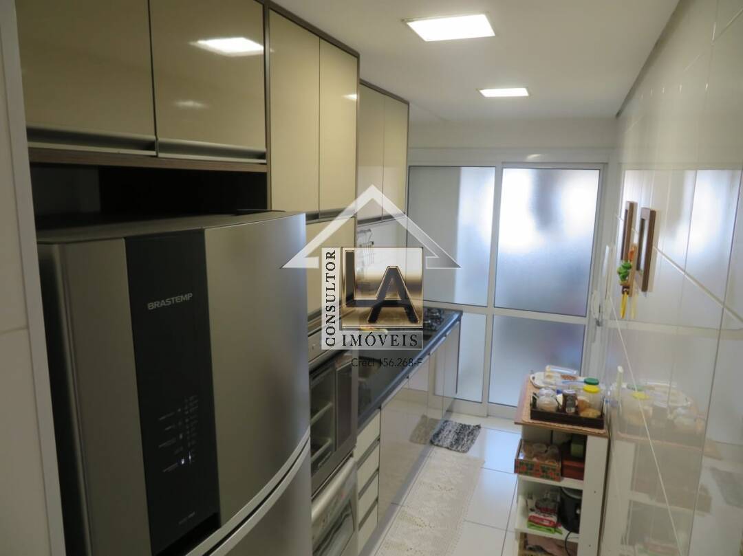 Apartamento à venda com 2 quartos, 80m² - Foto 4