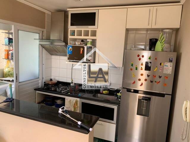 Apartamento à venda com 3 quartos, 73m² - Foto 3