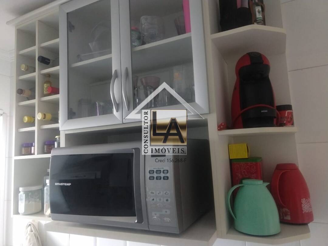 Apartamento à venda com 2 quartos, 55m² - Foto 11