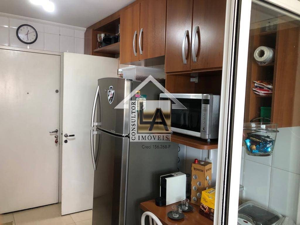 Apartamento à venda com 3 quartos, 97m² - Foto 14