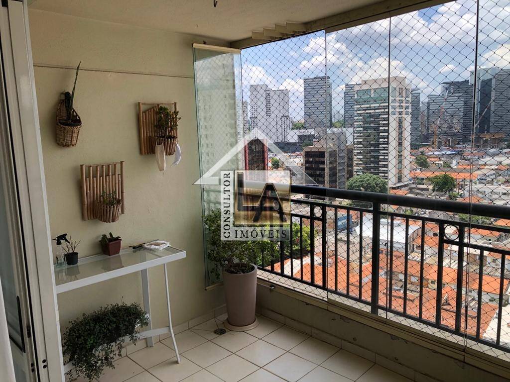 Apartamento à venda com 3 quartos, 97m² - Foto 2