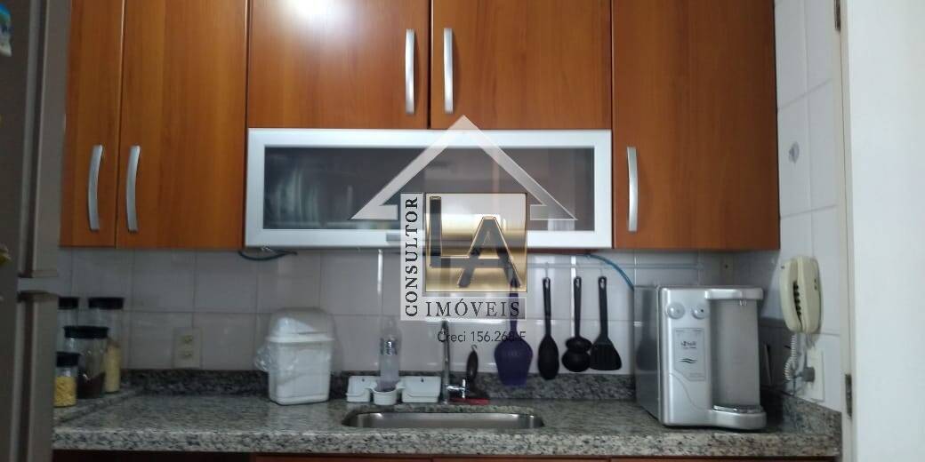 Apartamento à venda com 3 quartos, 97m² - Foto 19