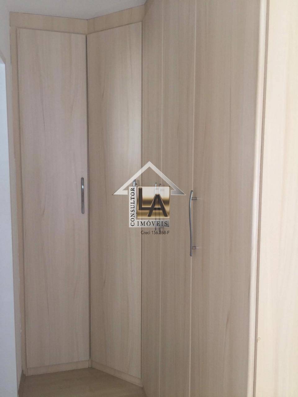 Apartamento à venda com 3 quartos, 97m² - Foto 17