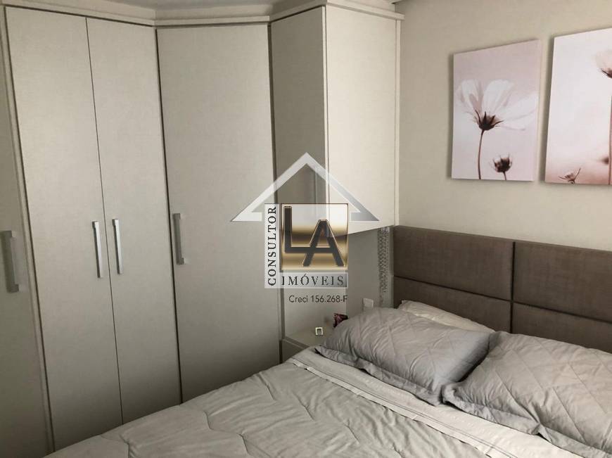 Apartamento à venda com 2 quartos, 64m² - Foto 17