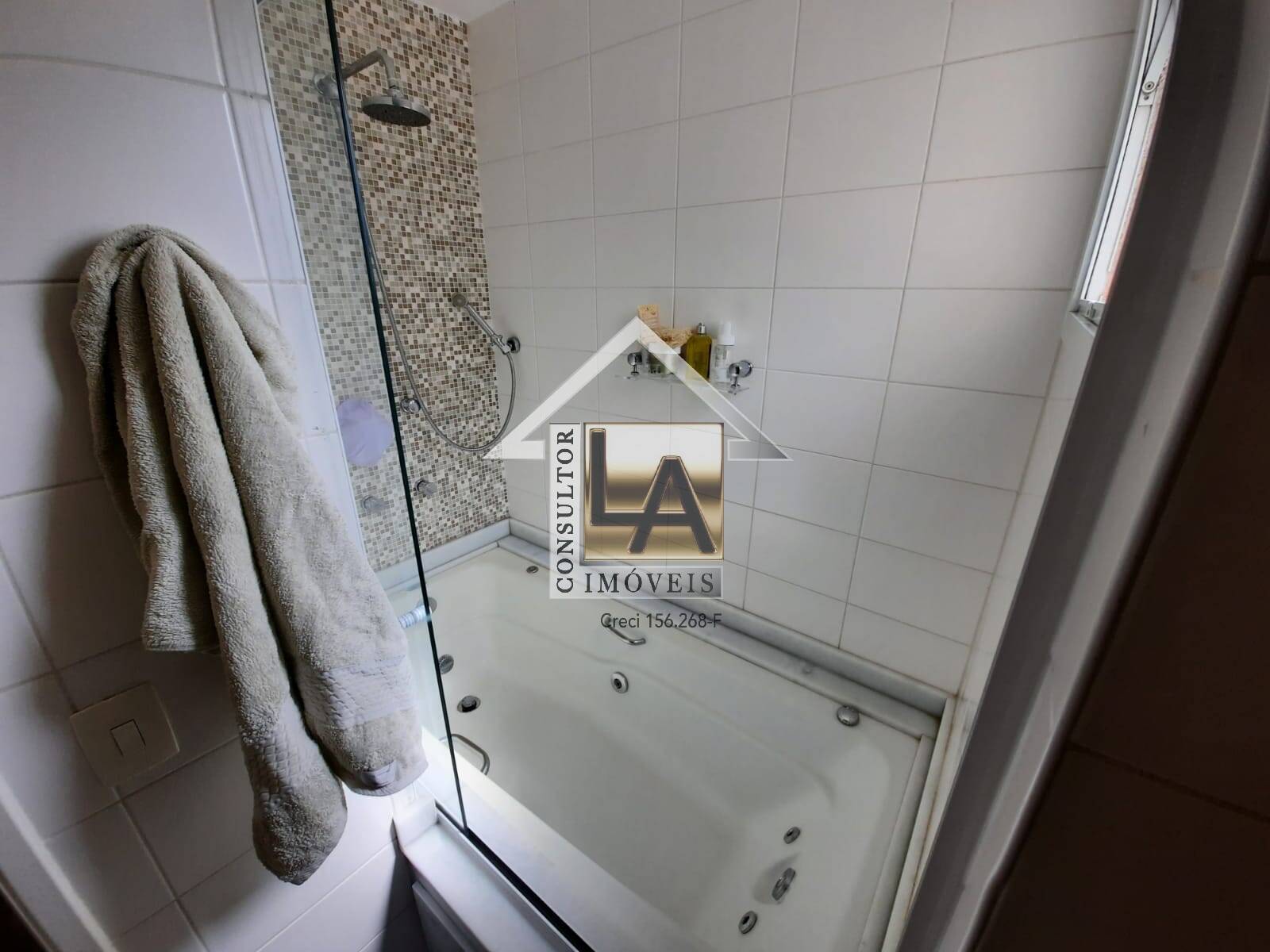 Apartamento à venda com 3 quartos, 154m² - Foto 19