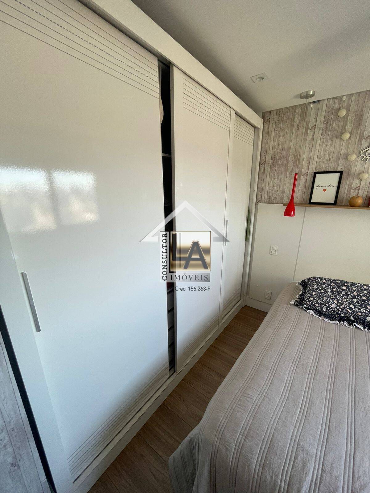 Apartamento à venda com 2 quartos, 65m² - Foto 8