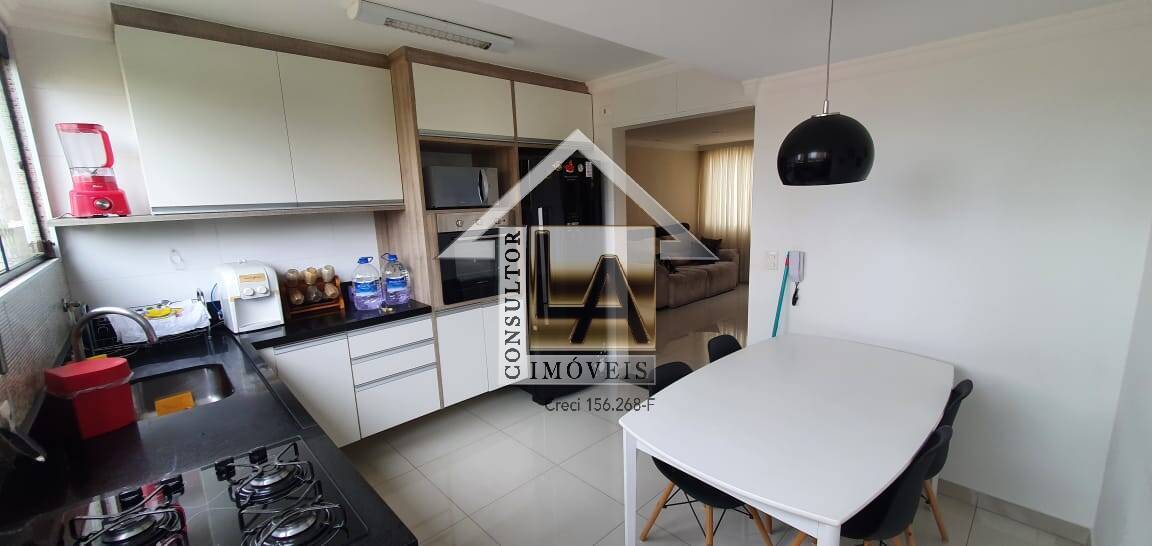 Apartamento à venda com 2 quartos, 67m² - Foto 10