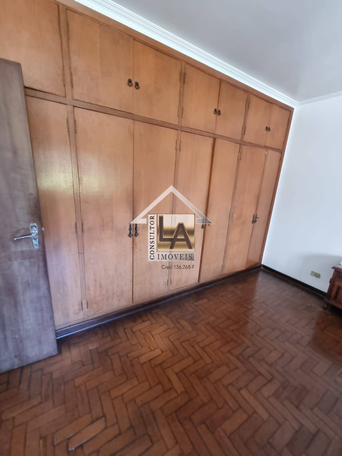 Casa à venda com 4 quartos, 300m² - Foto 15