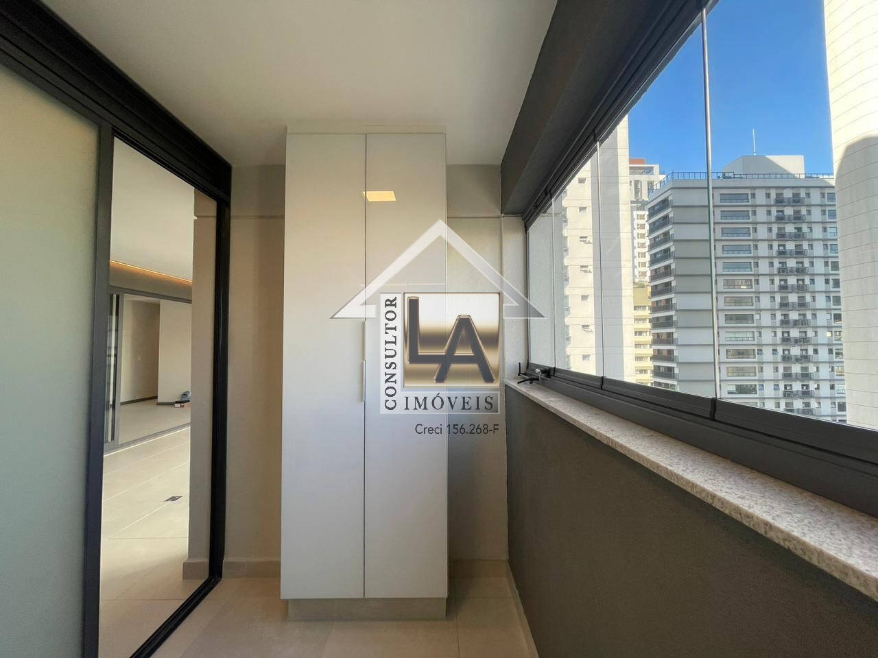 Apartamento à venda com 2 quartos, 104m² - Foto 8