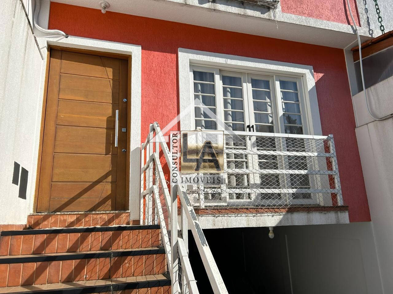 Sobrado à venda com 3 quartos, 243m² - Foto 2