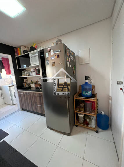 Apartamento à venda com 2 quartos, 85m² - Foto 20