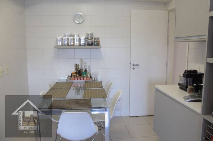 Apartamento à venda com 3 quartos, 209m² - Foto 24