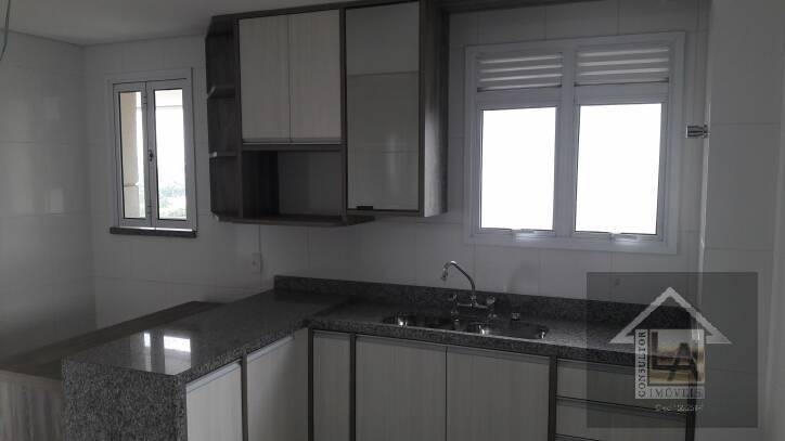 Apartamento à venda com 4 quartos, 208m² - Foto 26