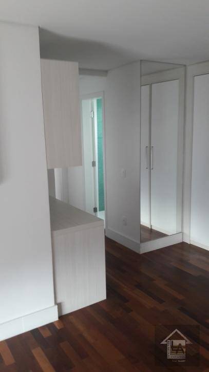 Apartamento à venda com 4 quartos, 208m² - Foto 34