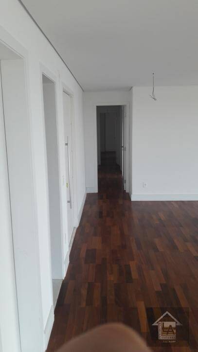 Apartamento à venda com 4 quartos, 208m² - Foto 35