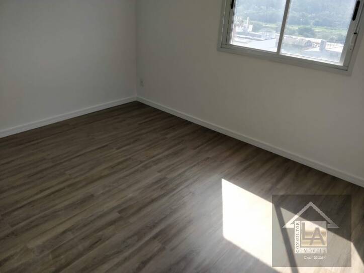 Apartamento à venda com 3 quartos, 105m² - Foto 11