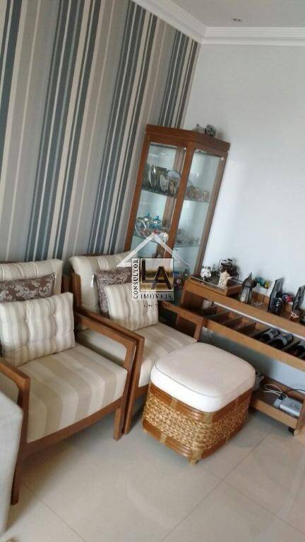 Apartamento à venda com 2 quartos, 80m² - Foto 12